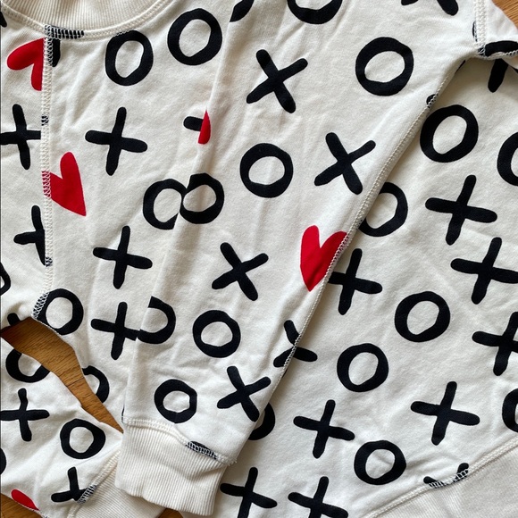 Hanna Andersson Valentines Print Sweatshirt In French Terry - Picture 5 of 11